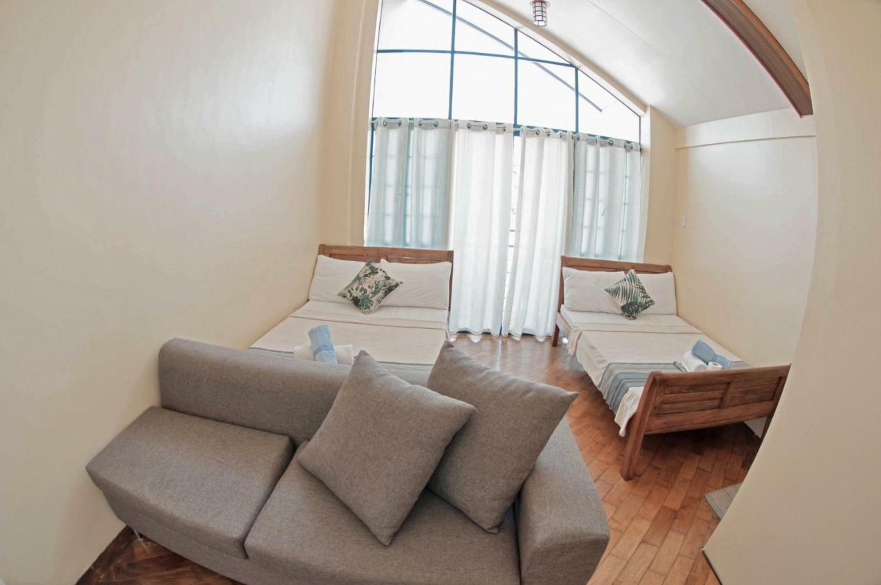 The Half House By Elmar Cabin Baguio City Εξωτερικό φωτογραφία